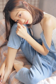 娇小初叫